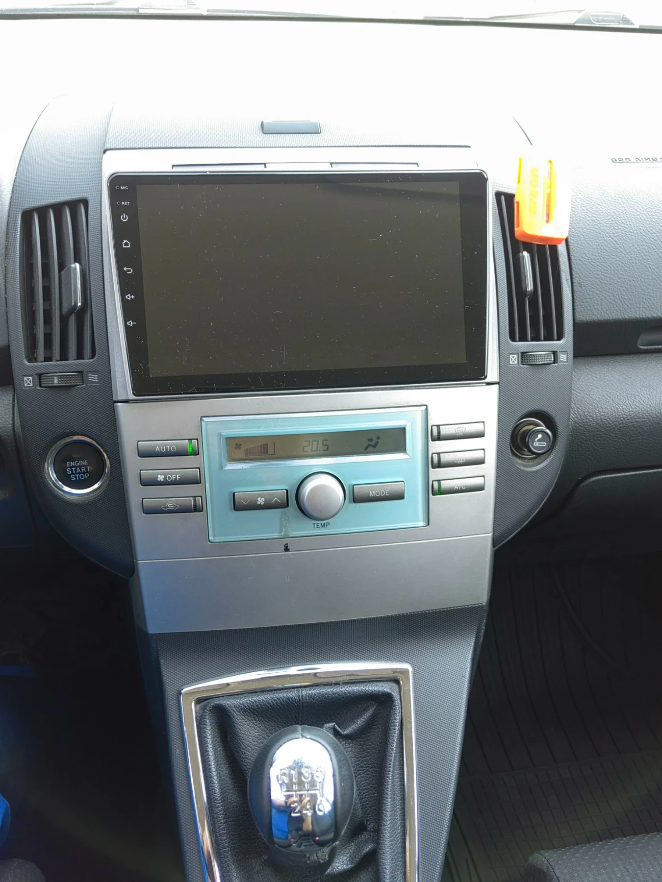 Toyota Corolla verso, снимка 10 - Автомобили и джипове - 55806109