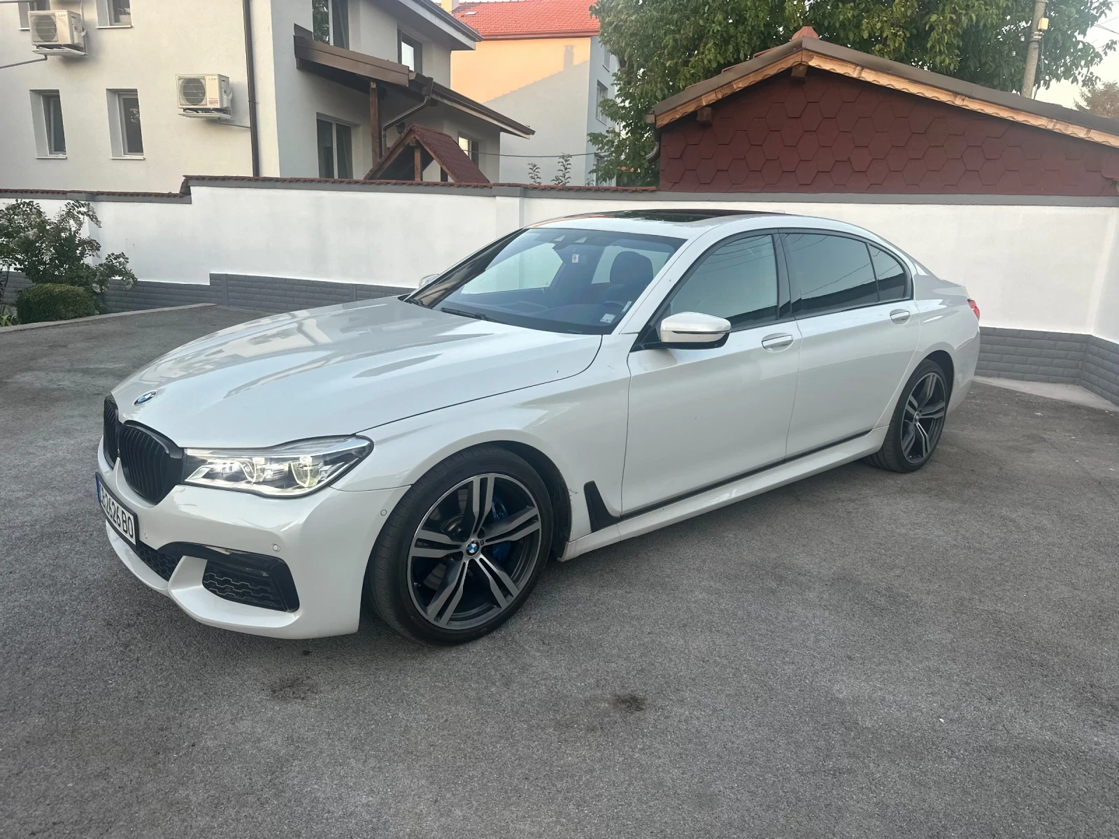 BMW 750 ��� ��������� | Mobile.bg � ����������� 3