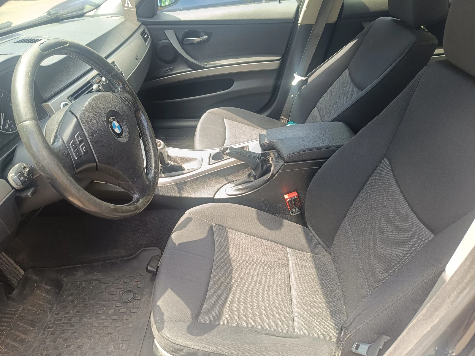 BMW 320, снимка 6 - Автомобили и джипове - 56504949