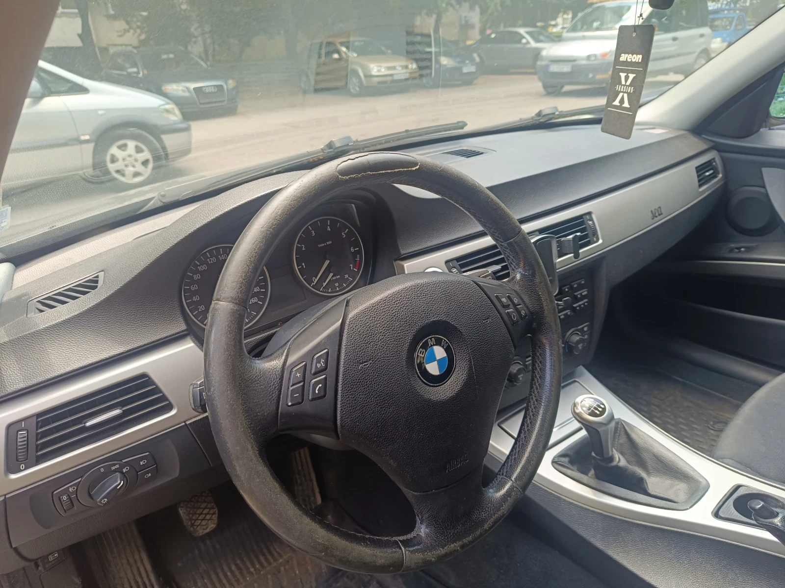 BMW 320, снимка 4 - Автомобили и джипове - 56504949