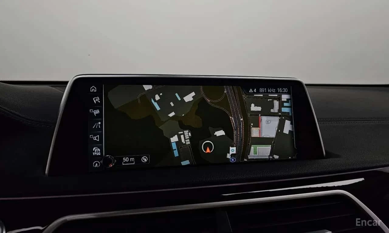 BMW 740 * 740Ld xDrive * ЦЕНА ДО БГ, снимка 14 - Автомобили и джипове - 56624648