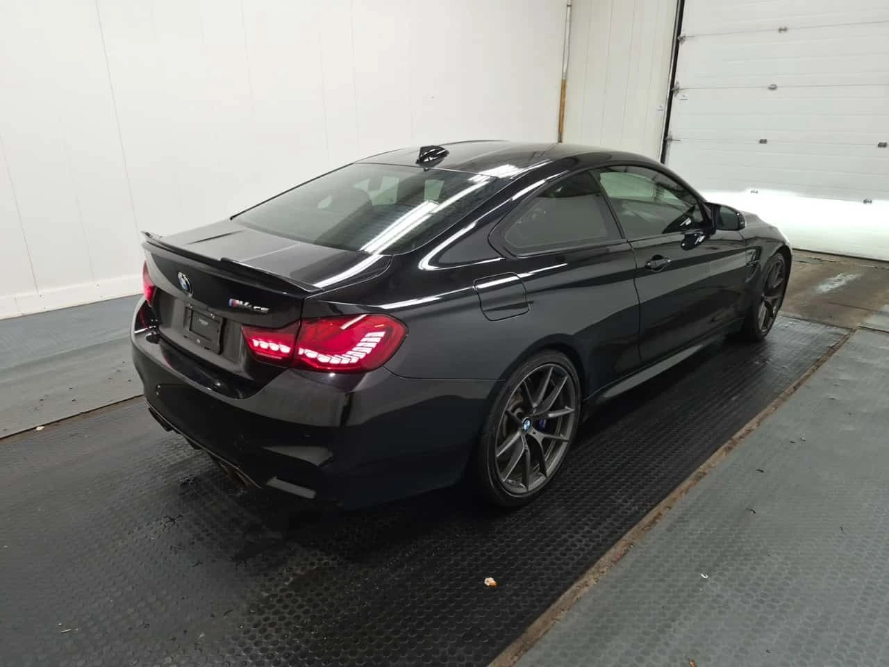BMW M4 * Coupe Cs * АВТОКРЕДИТ* , снимка 2 - Автомобили и джипове - 56633137