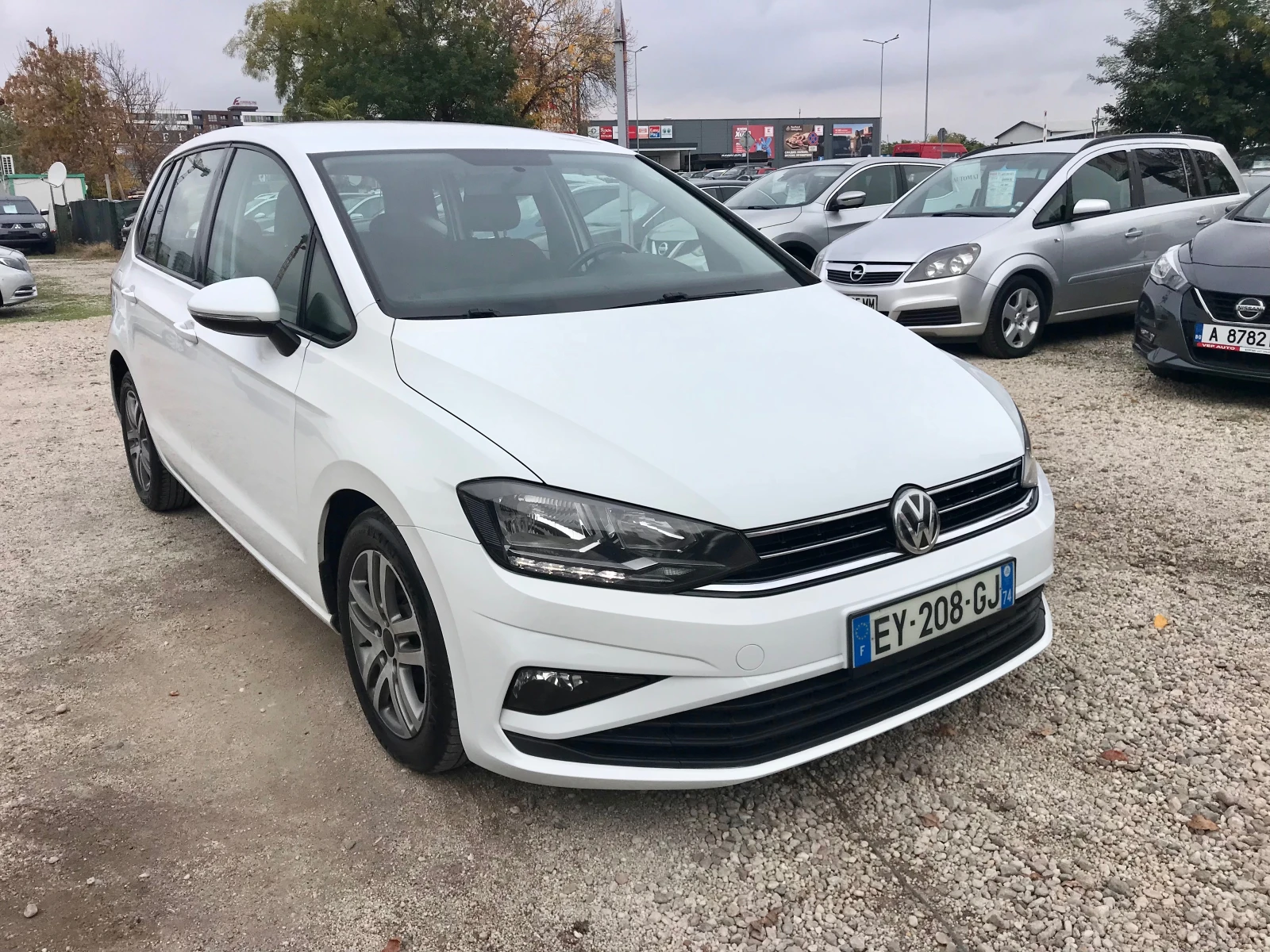 VW Sportsvan 1.6dti.-2019g.face,  | Mobile.bg � ����������� 2