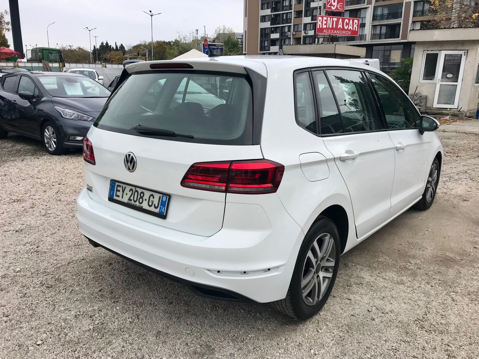 VW Sportsvan 1.6dti.-2019g.face,  | Mobile.bg � ����������� 7