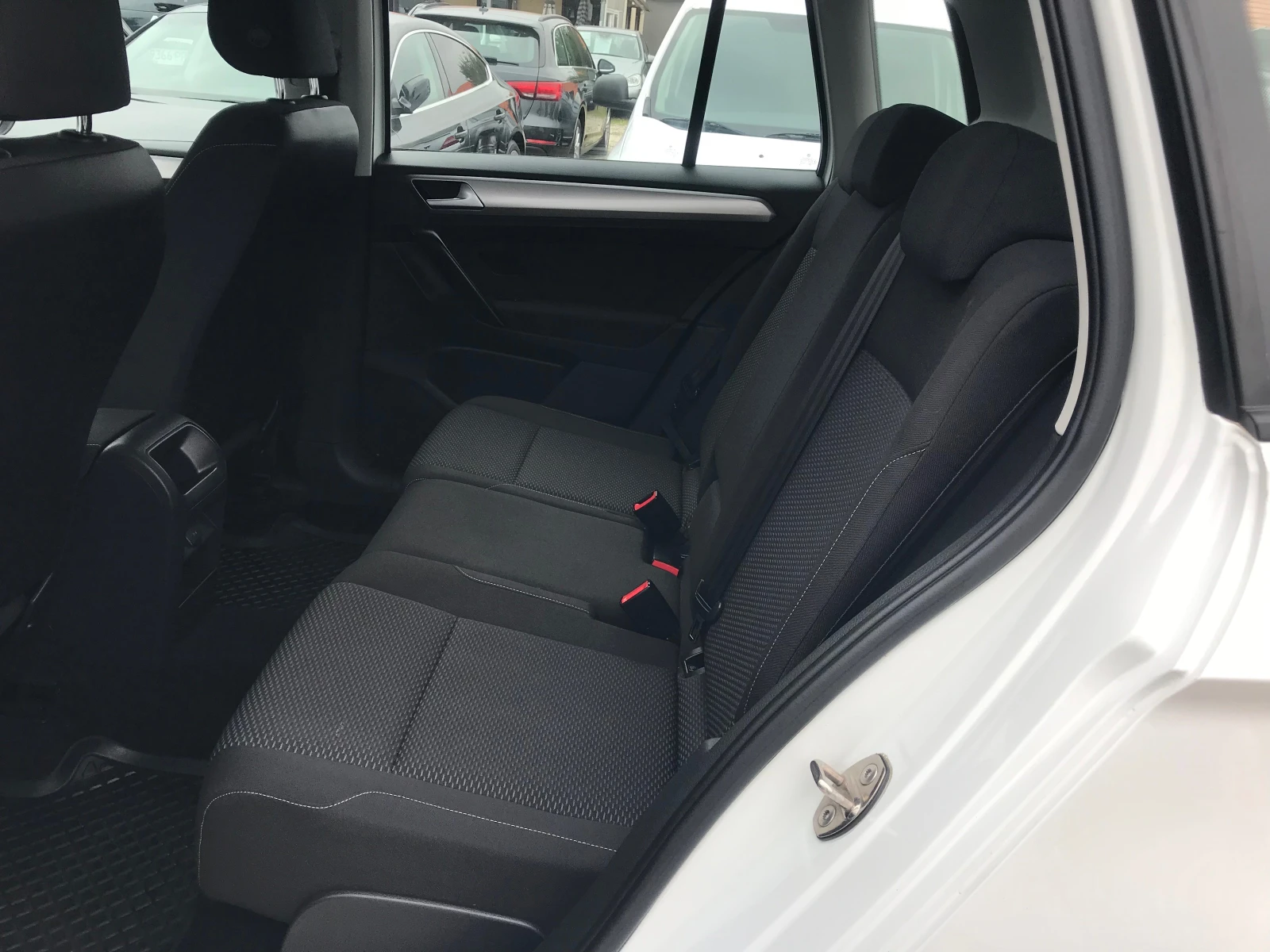 VW Sportsvan 1.6dti.-2019g.face, , снимка 11 - Автомобили и джипове - 56657126