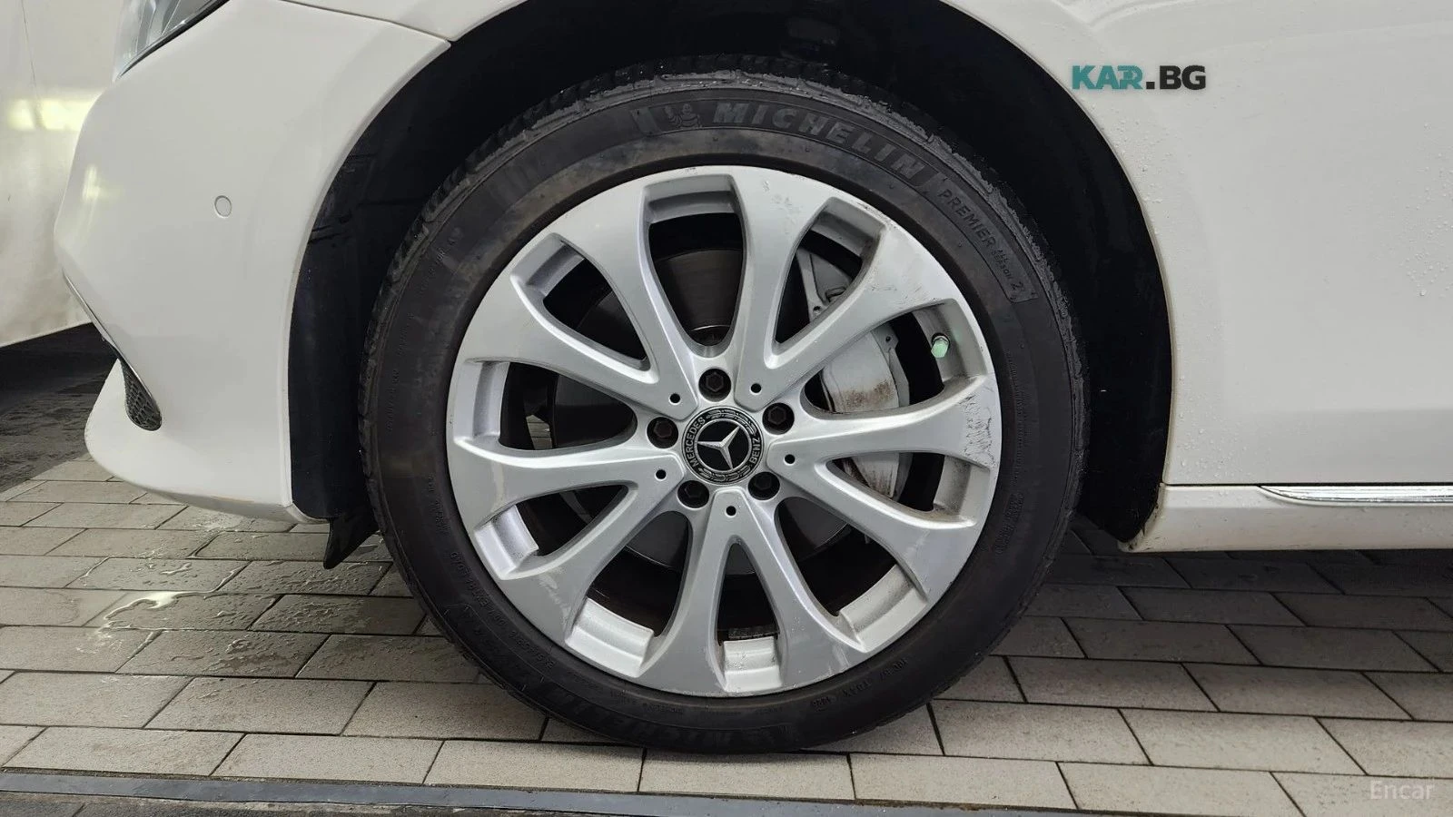 Mercedes-Benz E 300, снимка 5 - Автомобили и джипове - 56690095