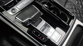 Audi Q8 55 TFSI quattro* 360* BLIND SPOT* HUD* КРАЙНА ЦЕНА, снимка 9