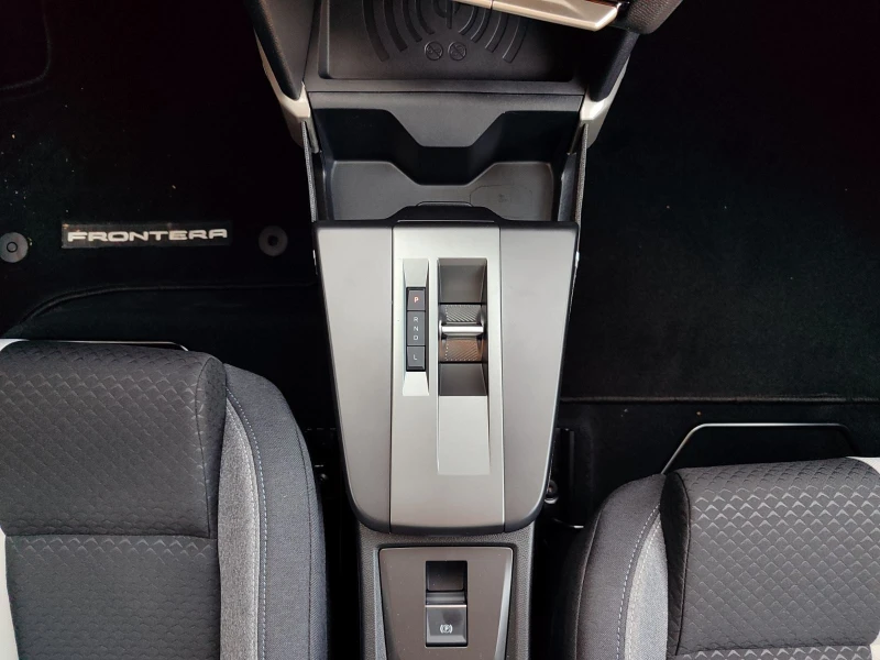 Opel Frontera GS 48V Hybrid 110kW/145Hp MY25, снимка 13 - Автомобили и джипове - 51439335