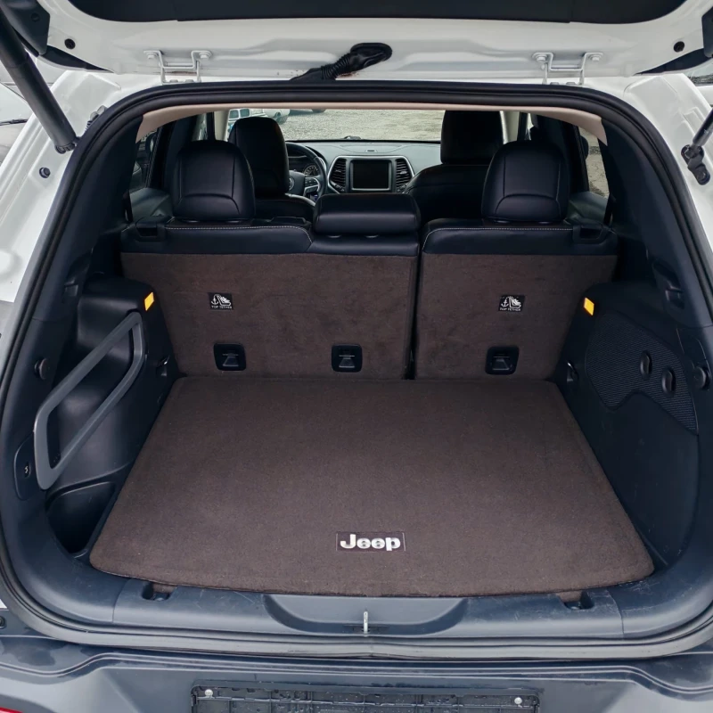 Jeep Cherokee 2018 OVERLAND, 9 степенна кутия, 2.2crd 200к.с., снимка 16 - Автомобили и джипове - 52282099