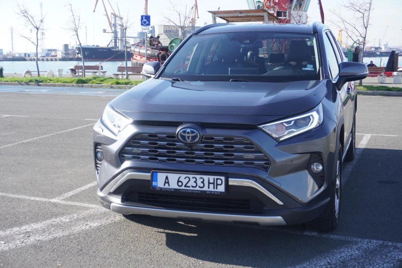 Toyota Rav4, снимка 4 - Автомобили и джипове - 52629684