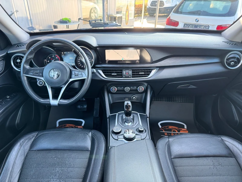Alfa Romeo Stelvio 2.2 JTDM / Distronic / LaneAssist, снимка 7 - Автомобили и джипове - 52775998