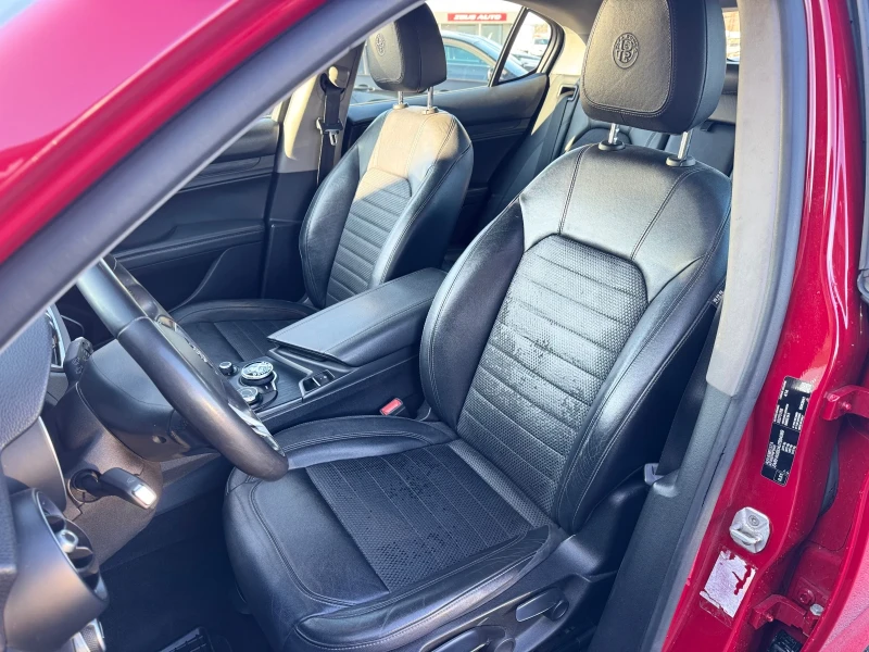 Alfa Romeo Stelvio 2.2 JTDM / Distronic / LaneAssist, снимка 6 - Автомобили и джипове - 52775998