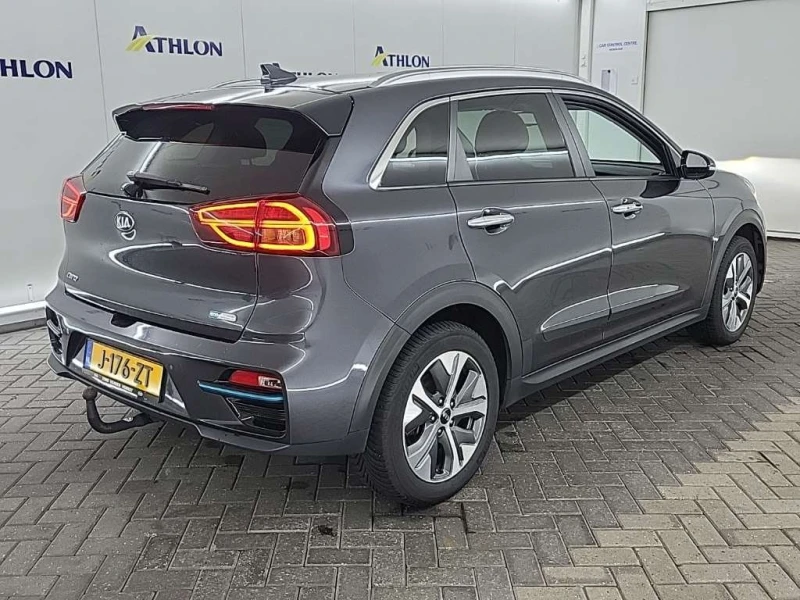 Kia Niro 64kWh* Дистроник* Обдухване* JBL* 97%SOH* , снимка 5 - Автомобили и джипове - 53227198