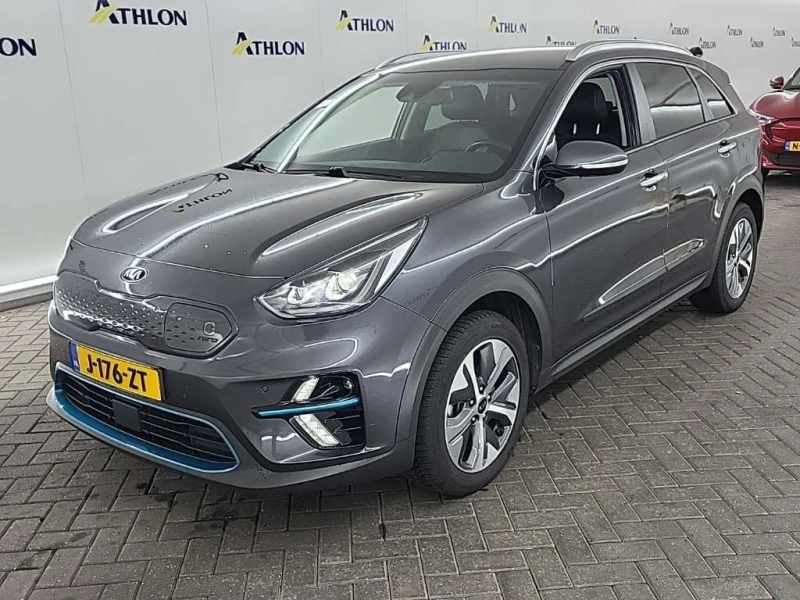 Kia Niro 64kWh* Дистроник* Обдухване* JBL* 97%SOH* 