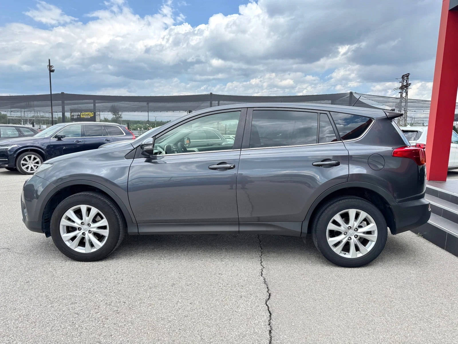 Toyota Rav4 2.2D-AUT-4X4-KEYLESS-CAMERA-XENON-КОЖА-ПОДГРЕВ-ТОП - изображение 3