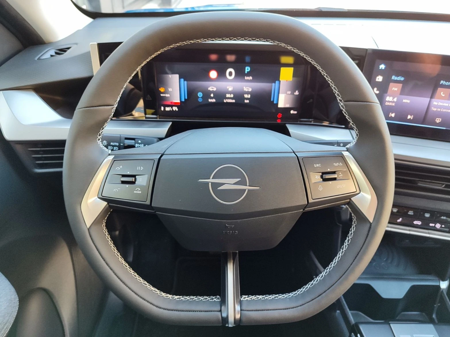 Opel Frontera GS 48V Hybrid 110kW/145Hp MY25 - изображение 9