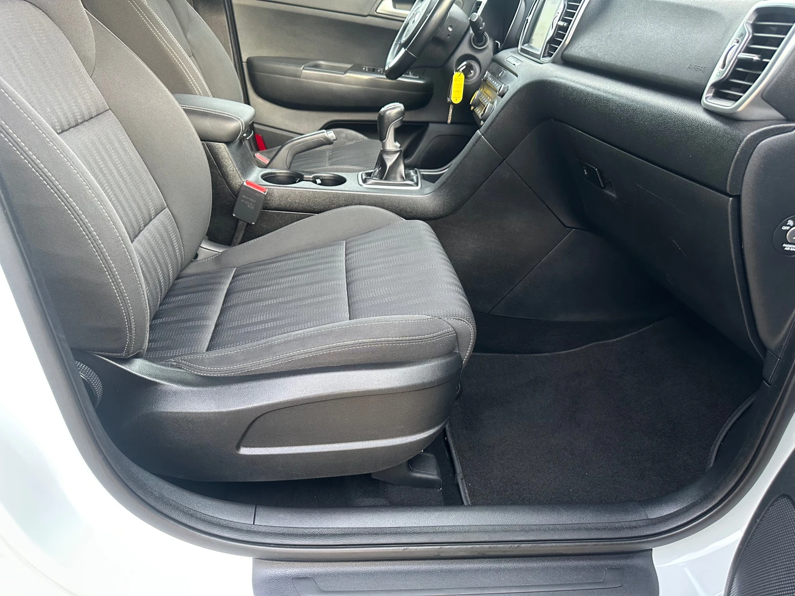 Kia Sportage 1.7CRDI* NAVI* KAMERA* LED* EVRO6 | Mobile.bg   16