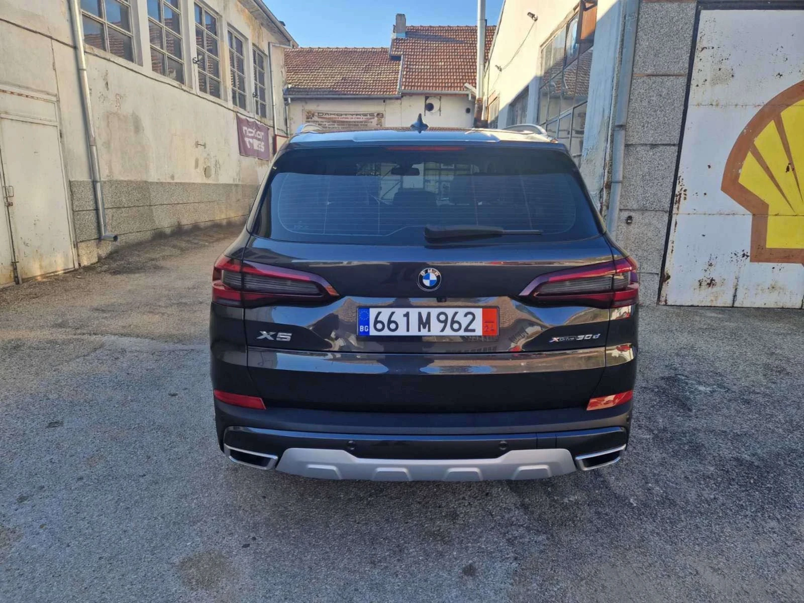 BMW X5 xDrive - изображение 2