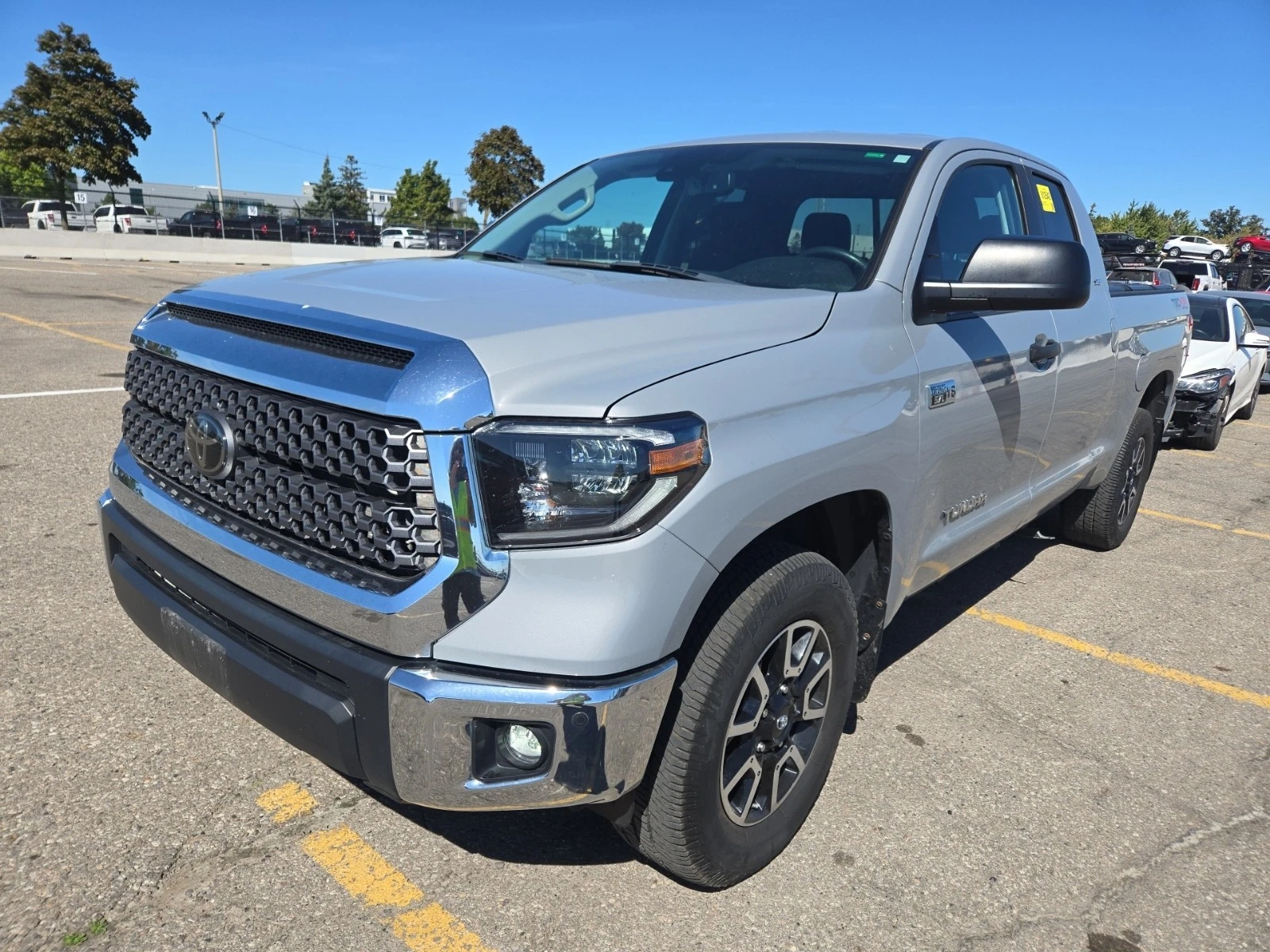 Toyota Tundra CREW CAB STD BED 5.7  CARFAX * *   * *  | Mobile.bg   1