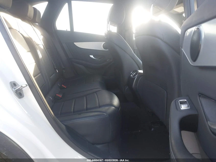 Mercedes-Benz GLC 300 2.0l Suv, снимка 8 - Автомобили и джипове - 53965148