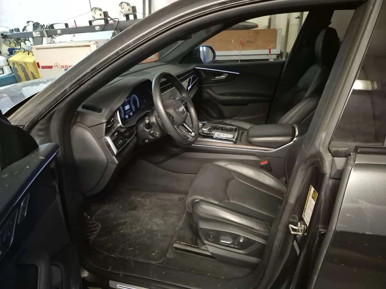 Audi Q8 * TECHNIK * CARFAX * ЦЕНА ДО БГ, снимка 6 - Автомобили и джипове - 53997334