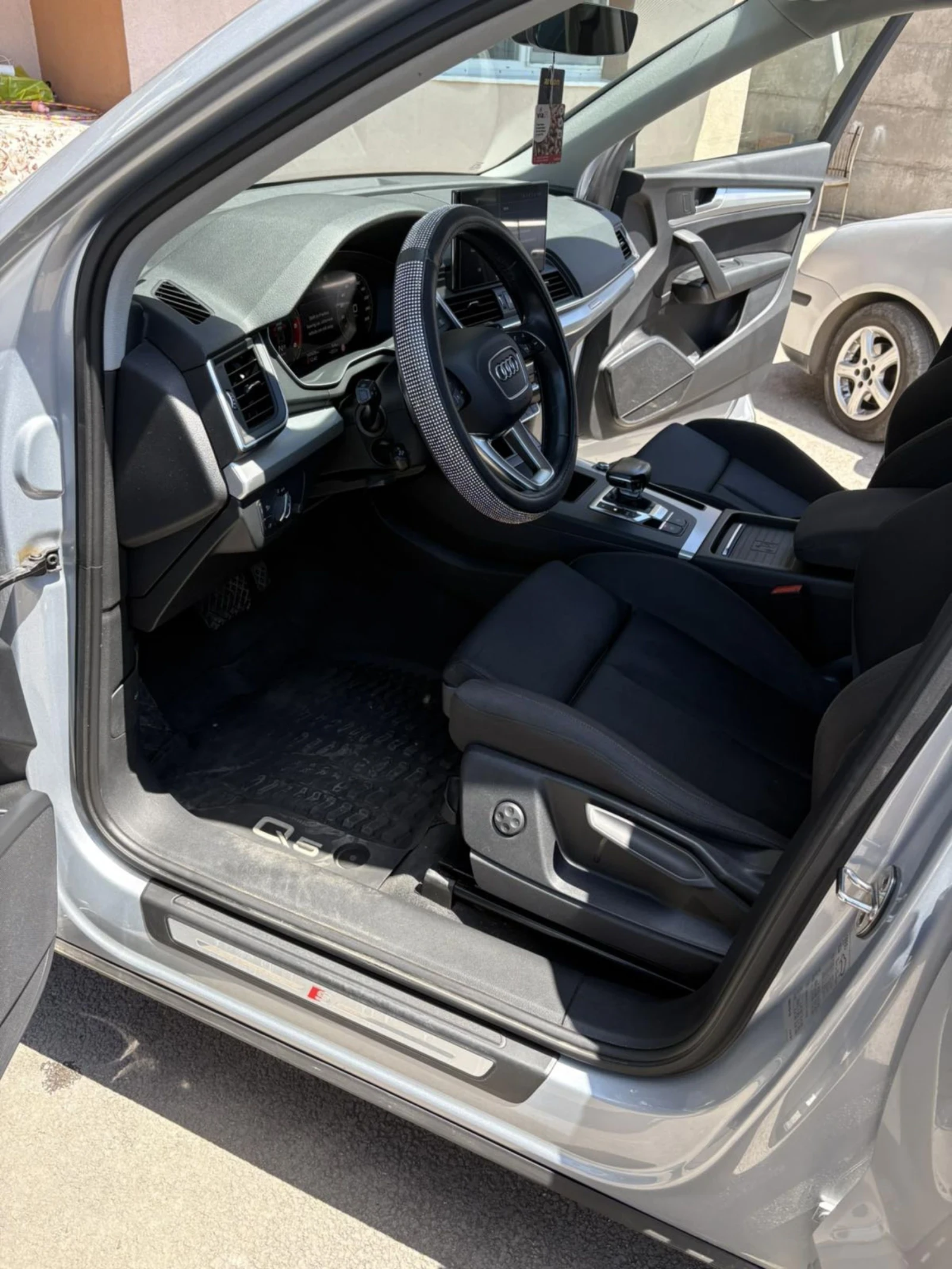 Audi Q5, снимка 5 - Автомобили и джипове - 54751818