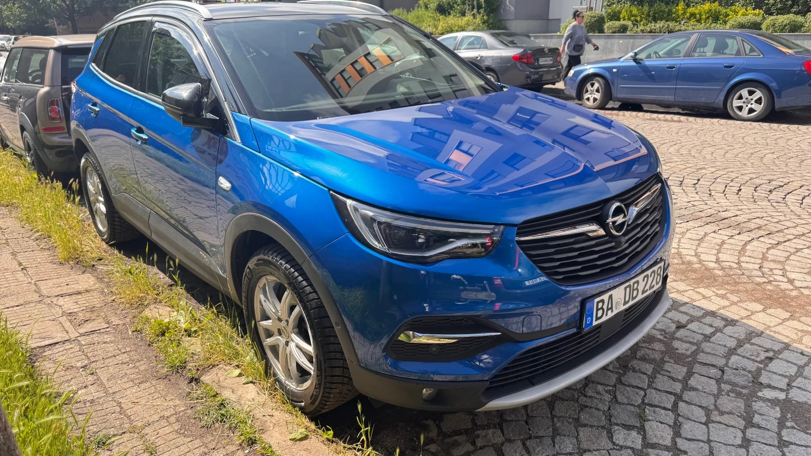 Opel Grandland X, снимка 2 - Автомобили и джипове - 54757072