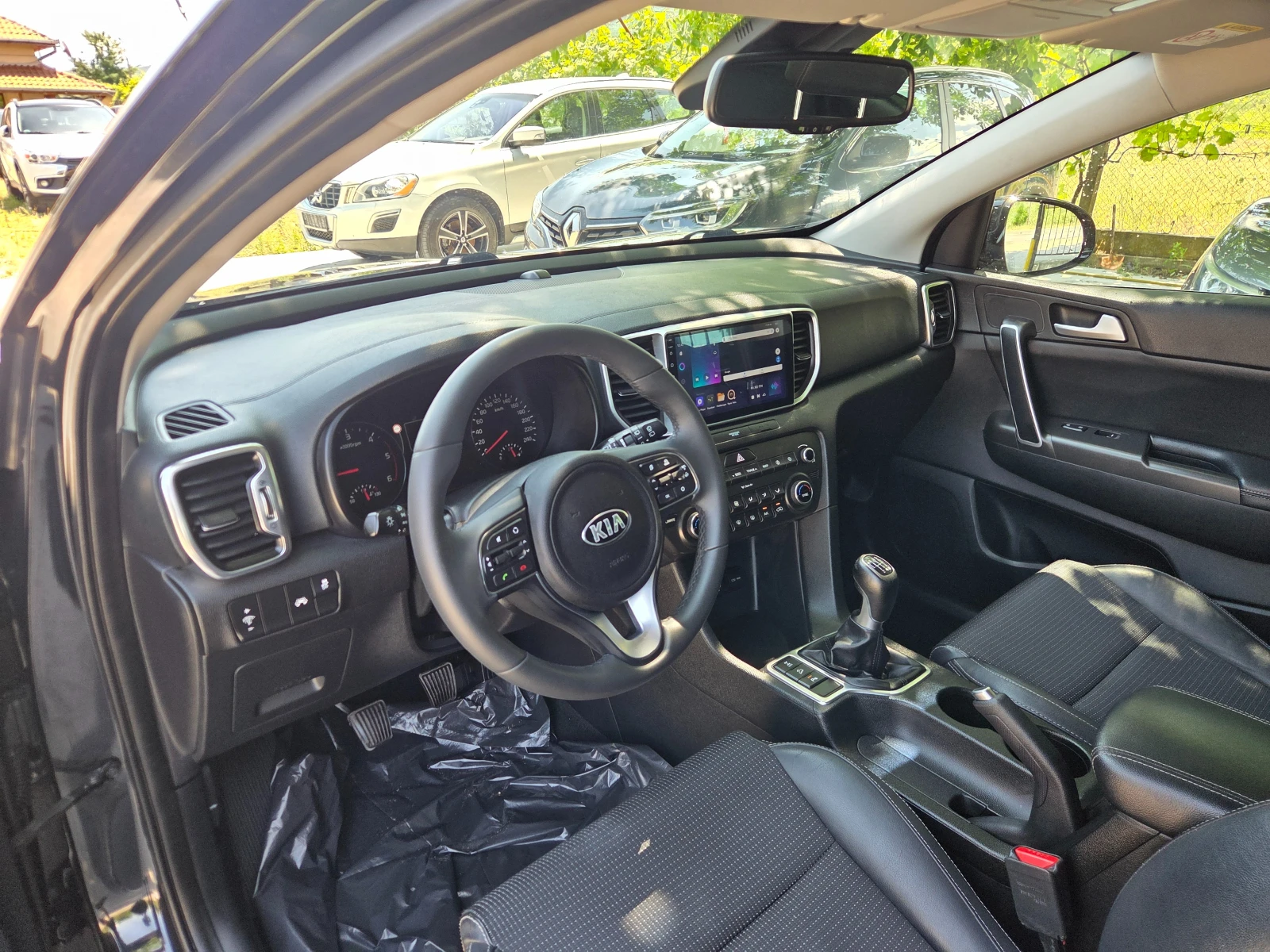 Kia Sportage 2.0 D 136PS AWD* * XENON* * * KAYLESS GO* KAMERA* , снимка 6 - Автомобили и джипове - 54790088