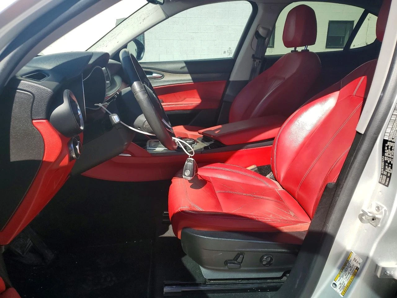 Alfa Romeo Stelvio 2.0l Ti, снимка 7 - Автомобили и джипове - 55591539