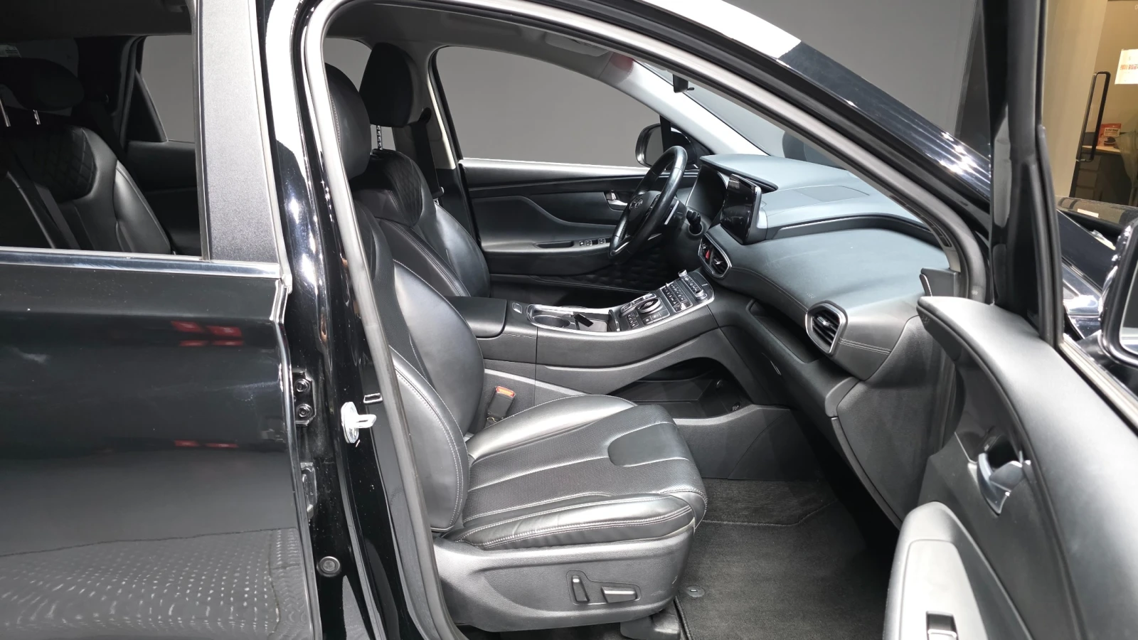 Hyundai Santa fe Diesel 2.2 2WD, снимка 11 - Автомобили и джипове - 55752736