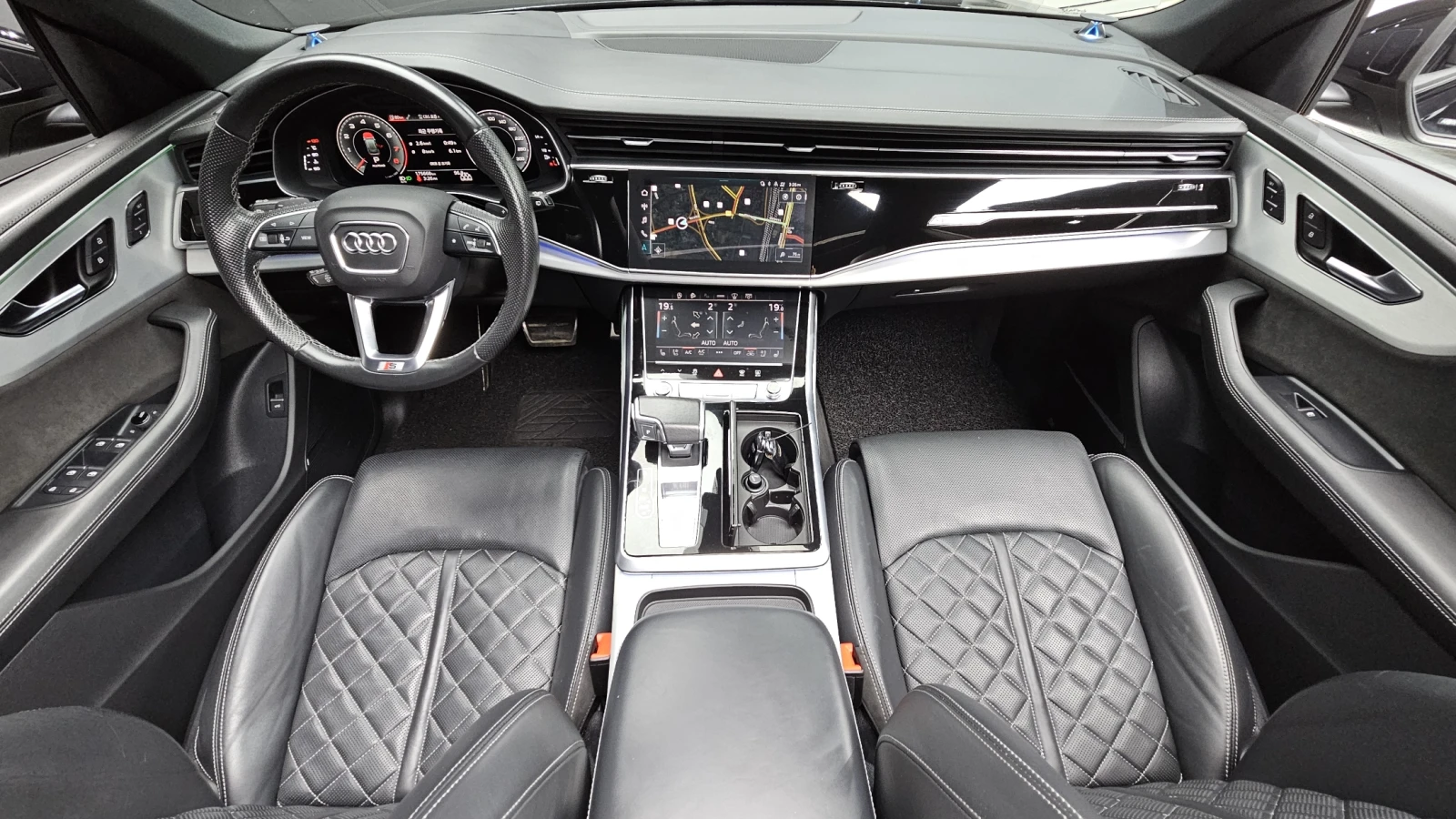 Audi Q8 55 TFSI quattro* 360* BLIND SPOT* HUD* КРАЙНА ЦЕНА, снимка 7 - Автомобили и джипове - 55984087