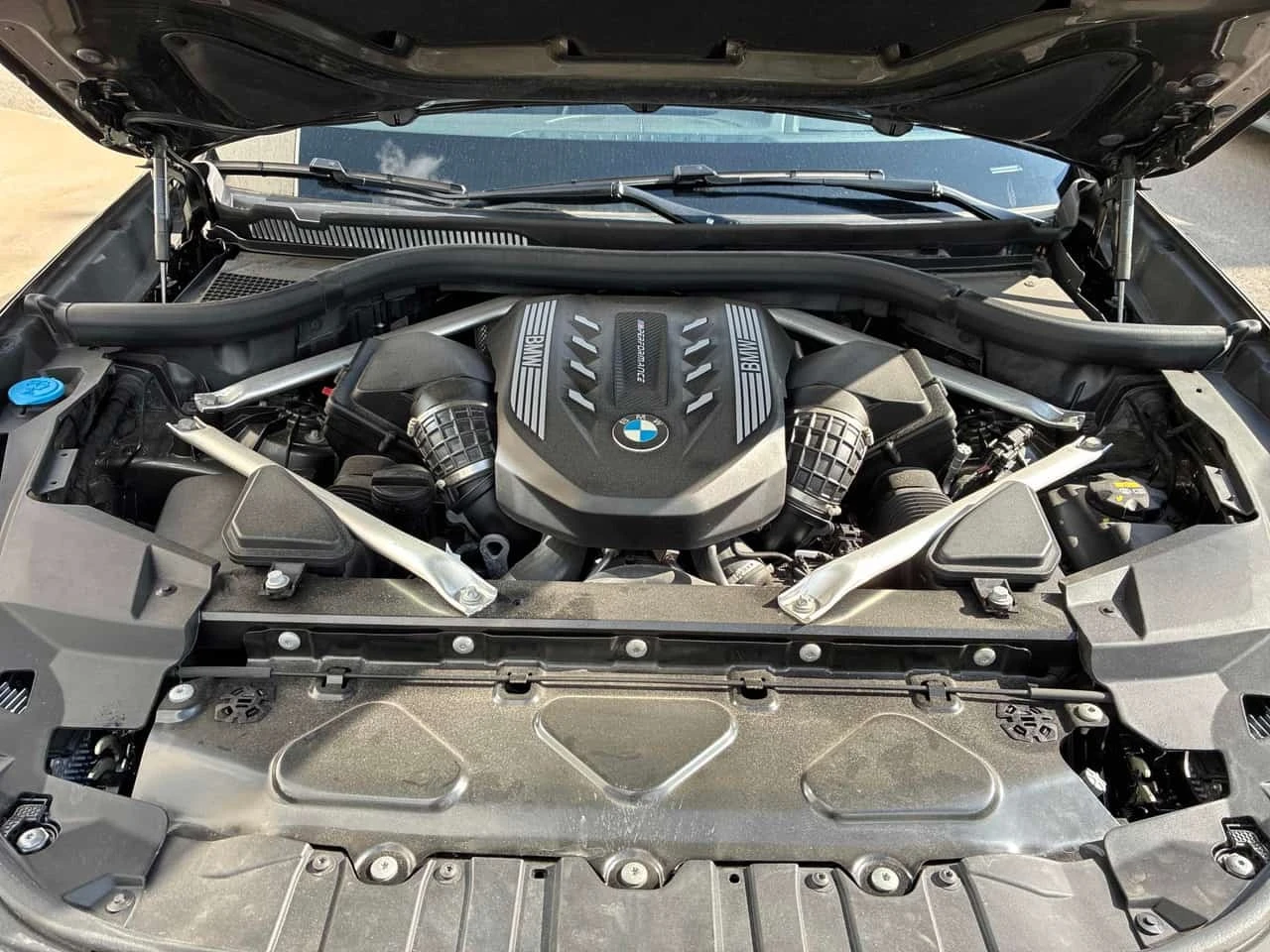 BMW X6 * M50i * CARFAX * ����� �� ����������� | Mobile.bg � ����������� 10