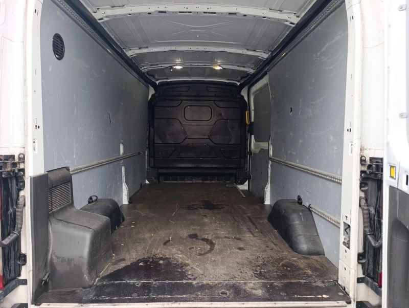 Ford Transit 2.0 TDCI L3H2, снимка 8 - Бусове и автобуси - 48038805