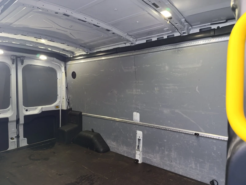 Ford Transit 2.0 TDCI L3H2, снимка 16 - Бусове и автобуси - 48038805