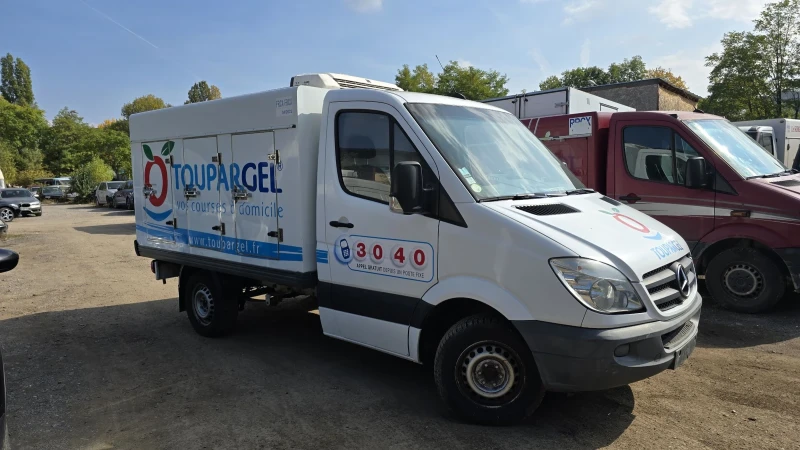 Mercedes-Benz 310 Хладилен, снимка 2 - Бусове и автобуси - 52996696