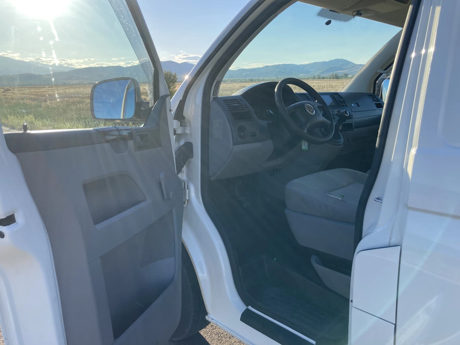VW Transporter 1.9TDI - изображение 10
