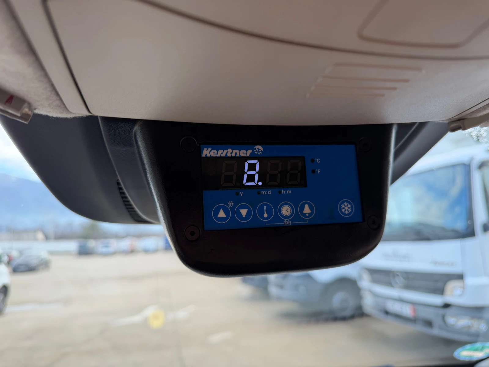 Mercedes-Benz Vito 119!ХЛАДИЛНО!EURO6!FULL!LED!, снимка 15 - Бусове и автобуси - 53820336