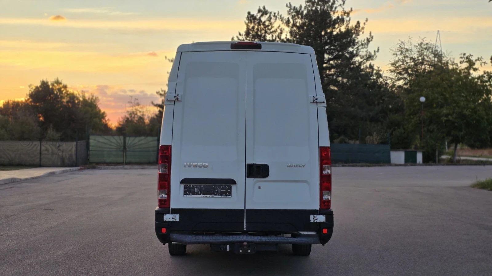 Iveco 35s15 XXL, снимка 4 - Бусове и автобуси - 56237730