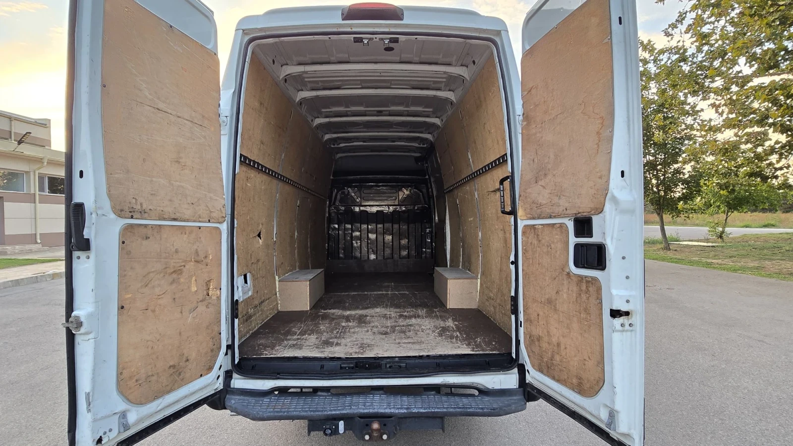 Iveco 35s15 XXL, снимка 10 - Бусове и автобуси - 56237730
