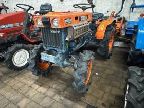 Трактор Kubota B7000, снимка 3
