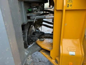 Багер Liebherr L576, снимка 6