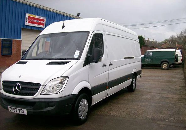 Трансмисия за Mercedes-Benz Sprinter 311, снимка 1 - Части - 30128755