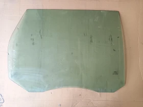 Стъкло задно дясно Форд Фокус комби (н)