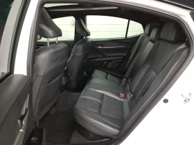 Toyota Camry XSE HYBRID * * CARFAX * * АВТО КРЕДИТ * * , снимка 11