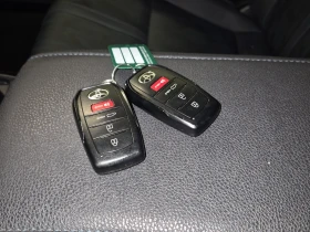 Toyota Camry XSE HYBRID * * CARFAX * * АВТО КРЕДИТ * * , снимка 12