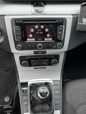 VW Passat 2.0TDI BLUEMOTION, снимка 12