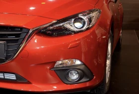 Mazda 3, снимка 1