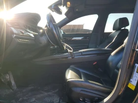 BMW 750 4.4l Li RWD, снимка 7