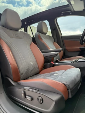 VW ID.4 1ST MAX 77KWH/ГАРАНЦИЯ/ЗИМНИ ГУМИ/FULL OPTIONS, снимка 10 - Автомобили и джипове - 53380762