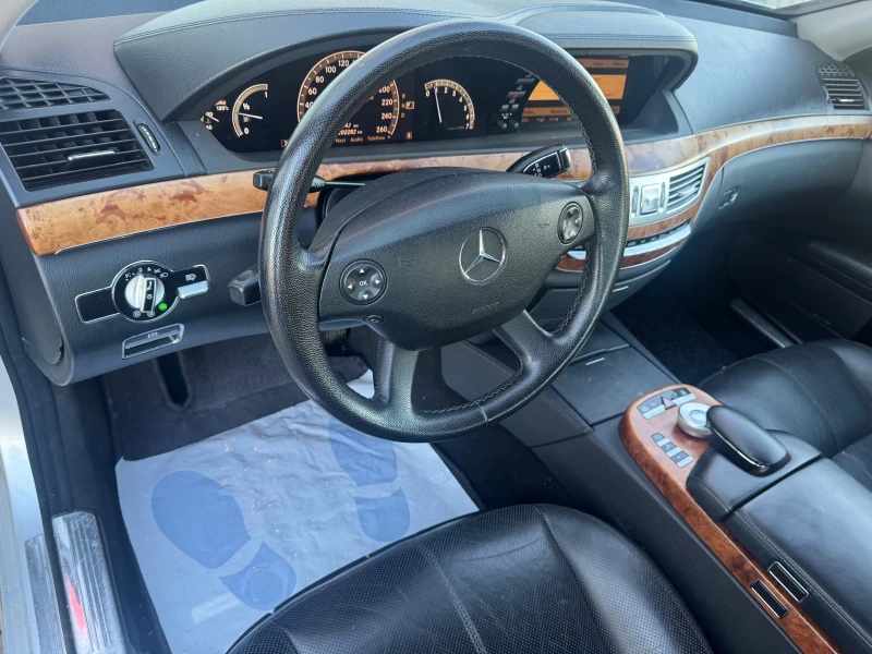 Mercedes-Benz S 500 5, 5i V8, 388к.с., soft close, airmatic, kamera, t, снимка 12 - Автомобили и джипове - 31421822